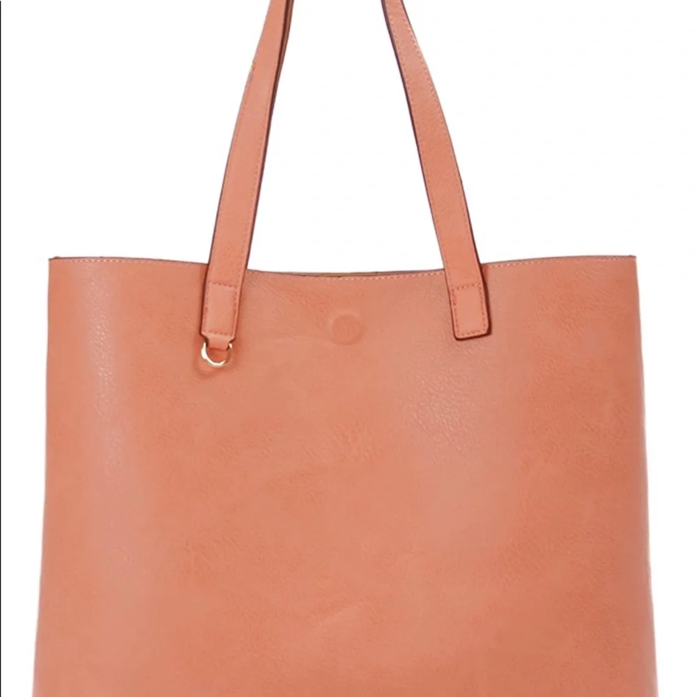 Overbrooke Reversible Tote Bag Vegan Leather Womens Shoulder Tote with Wristlet - Picture 2 of 7